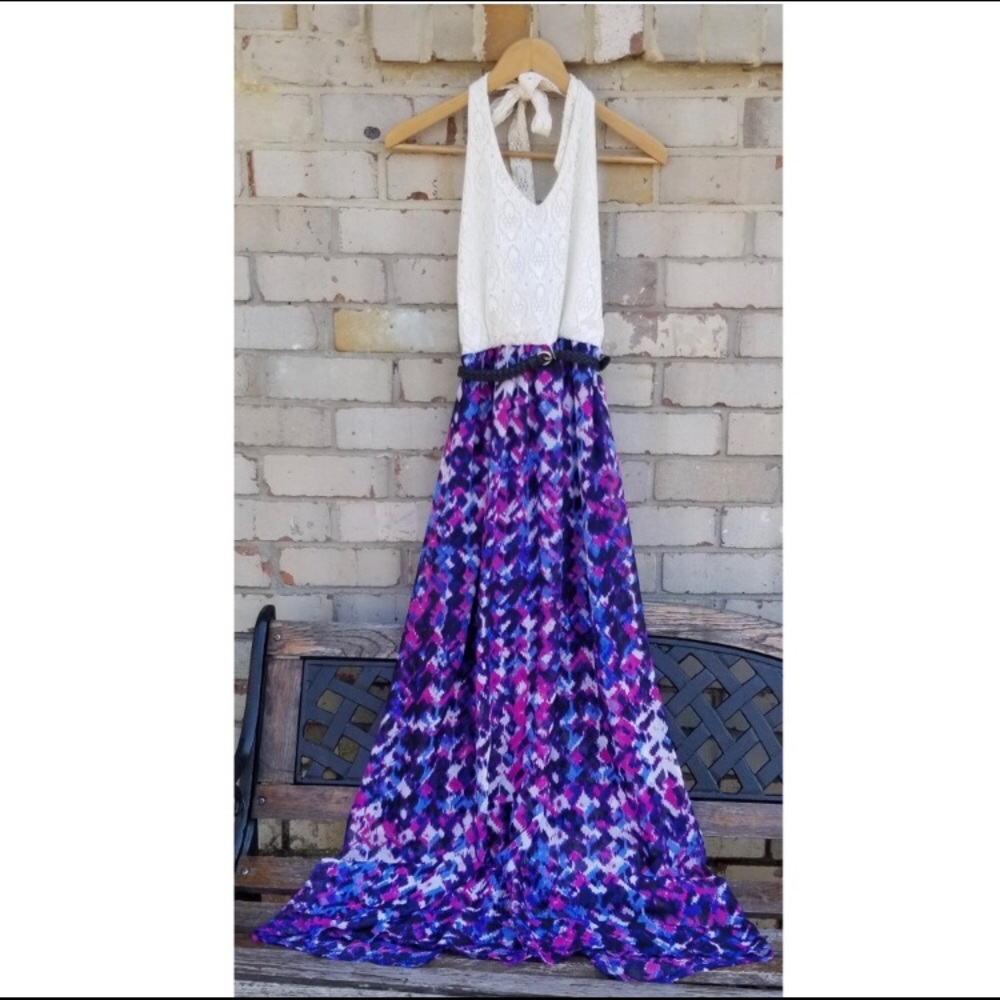 Stunning summer maxi halter dress!